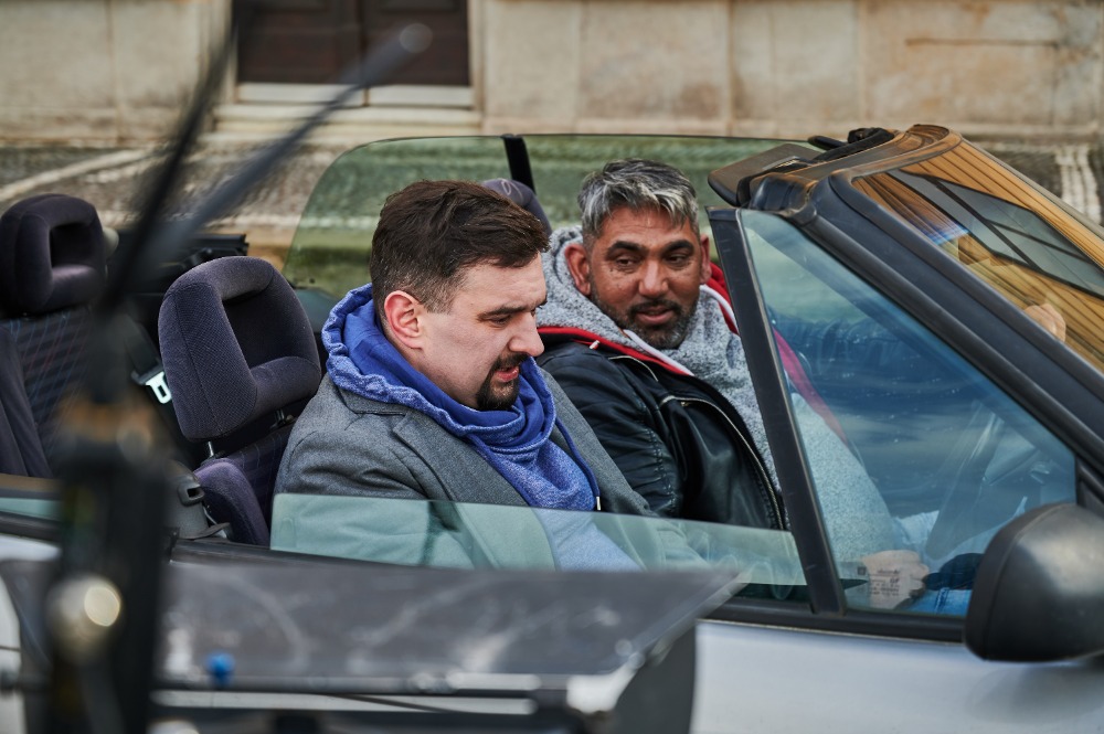 Bastardi 4 Magnusek Godla auto 2