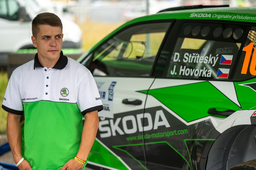Po první etapě vede Kopecký, Pecha zradila převodovka 1 Rally Bohemia 2021 1 1
