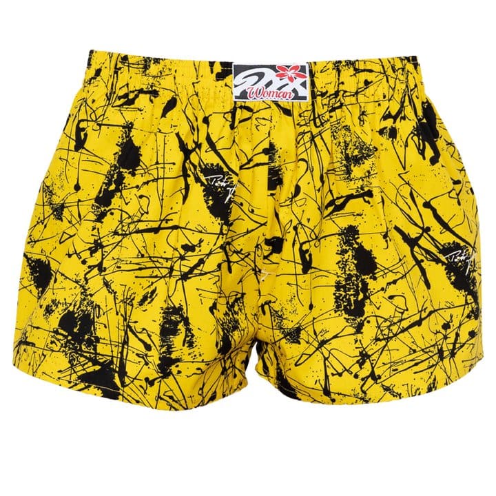 Dětské barevné trenýrky navržené malířem Petrem Jáchymem