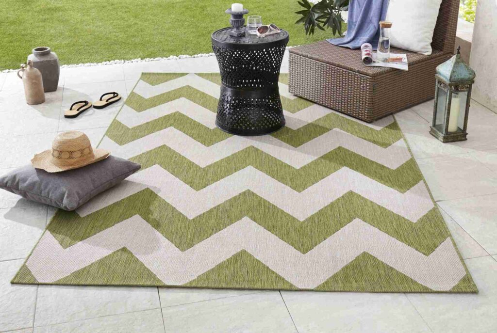 Jak vybrat ten správný outdoorový koberec?