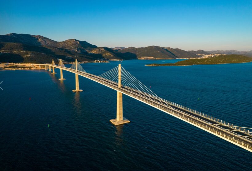 Dubrovník - Chorvatsko otevřelo most na Pelješac