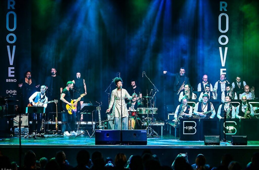 Cory Wong poprvé v Česku, vracejí se Dirty Loops či Judith Hill s B-Side Bandem 1 B Side Bandem 3