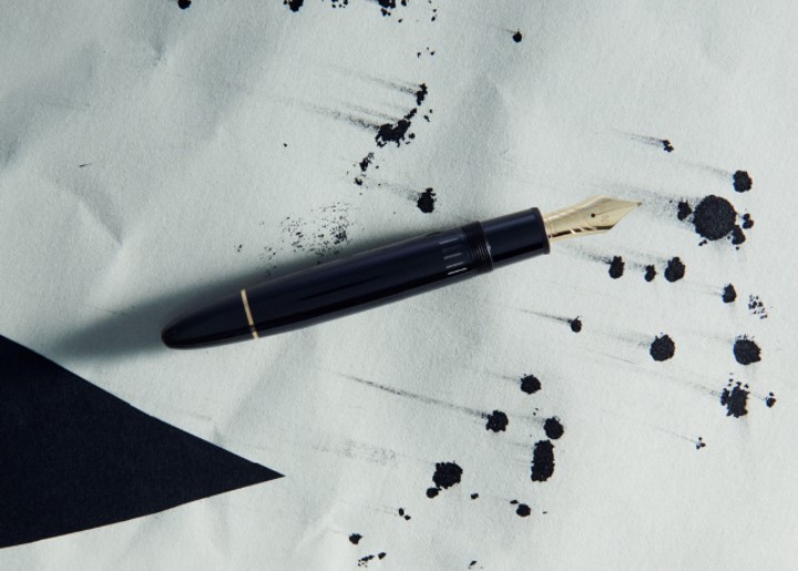 Meisterstück Great Masters Calligraphy: nové kaligrafické pero Montblanc Precious Resin 149 se zakřiveným hrotem 1 Montblanc