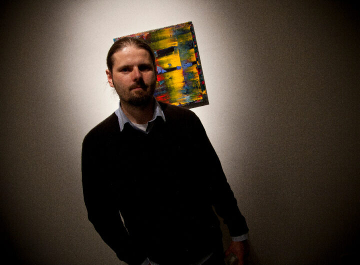 portrait of artist Stefan Toth