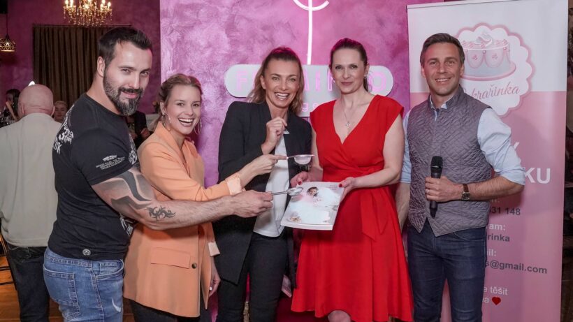  Cukrařinka Pečeme s láskou, Andrea Burešova Lišková