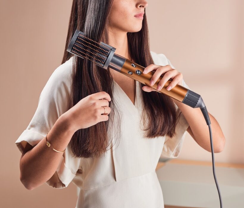 Dyson, vlasy, kosmetika