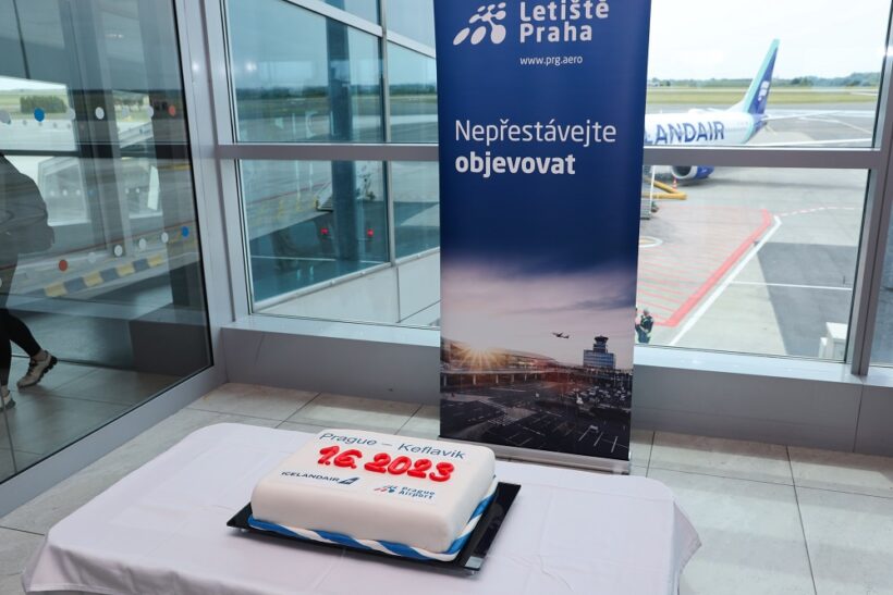 Za polární září z Prahy. Dopravce Icelandair zahájil přímé lety do Keflavíku