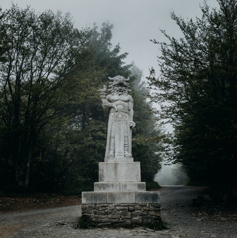 25 zajímavých faktů: Socha boha Radegasta slaví čtvrtstoletí