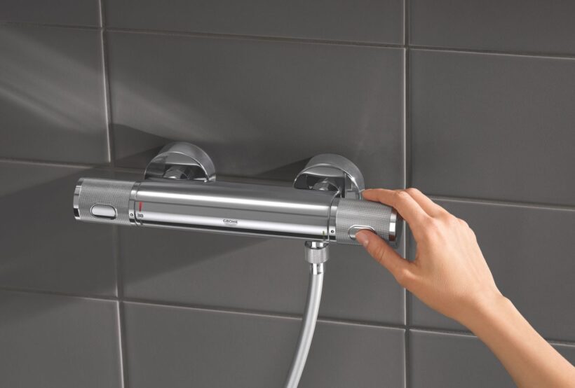 GROHE GROHTHERM 1000 Cosmopolitan Thermostatic Shower Set Chrome Mood 1