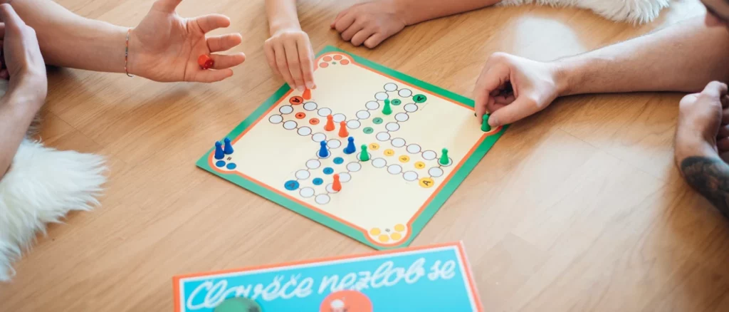 Užijte si podzim plný barev a zábavy… Zpestřete si čas atraktivními hrami pro celou rodinu 1 Dino