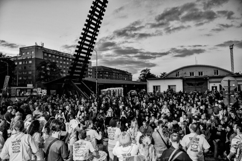 Bubnování pro bubny