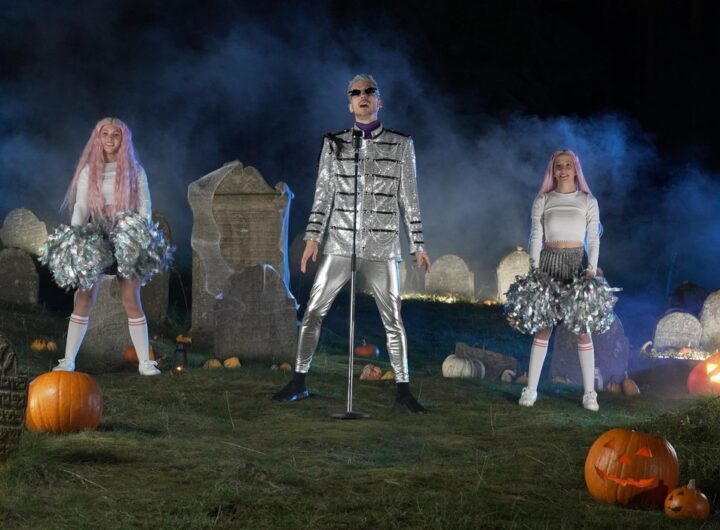 Zabil jsem svou holku, Upíra Dexe, kultura, hudba, Frank Wild,