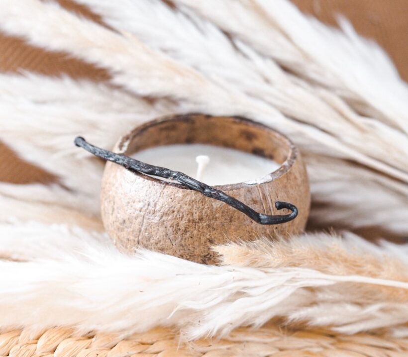 Kokosová vonná svíčka - vanilka