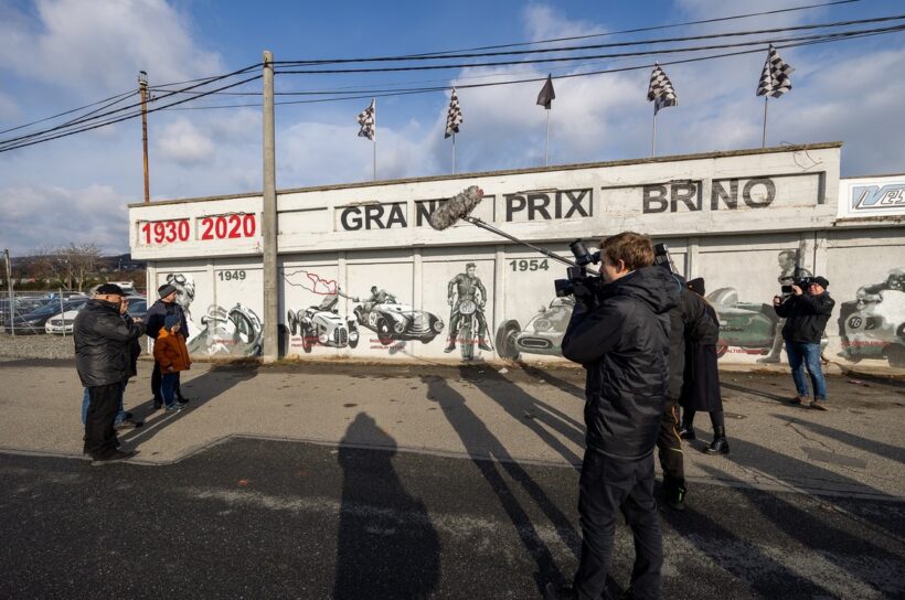  Báječní muži na dvou kolech