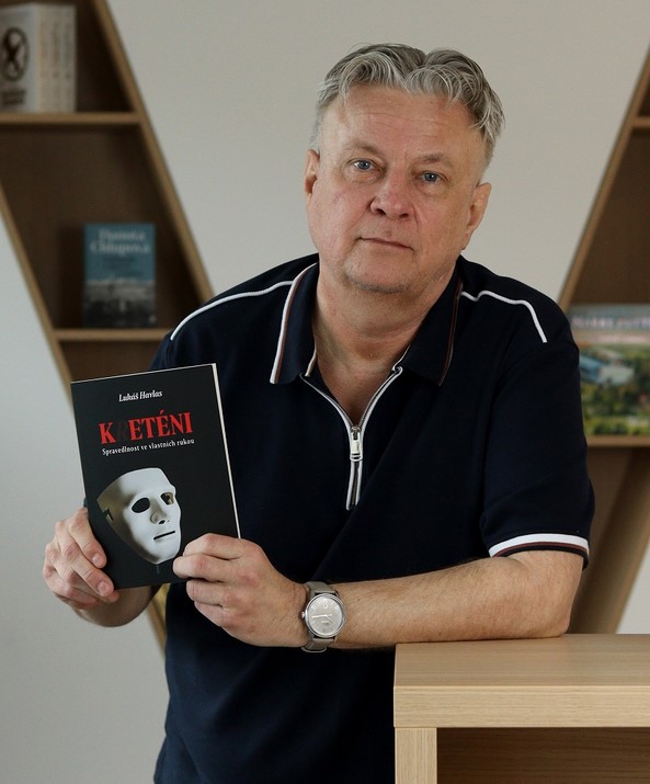 Kreténi, Lukáš Havlas