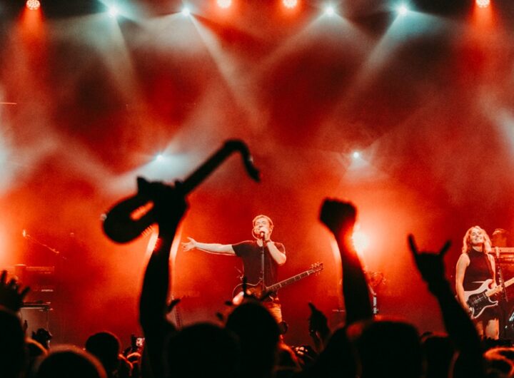 Synthwave duo The Midnight