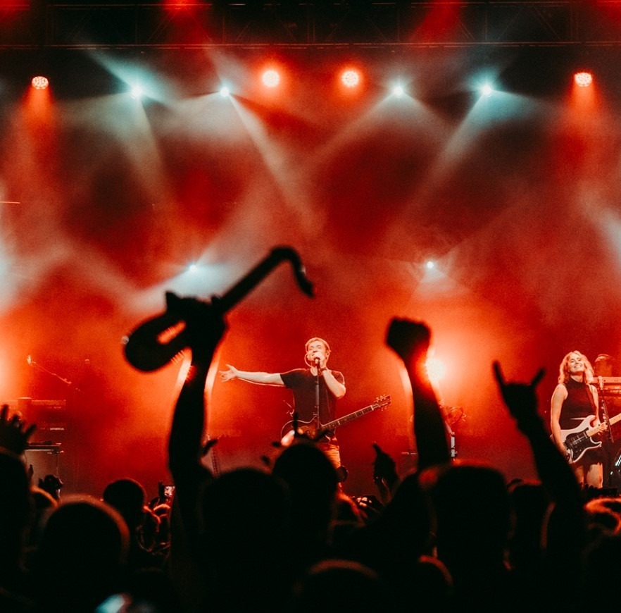 Synthwave duo The Midnight