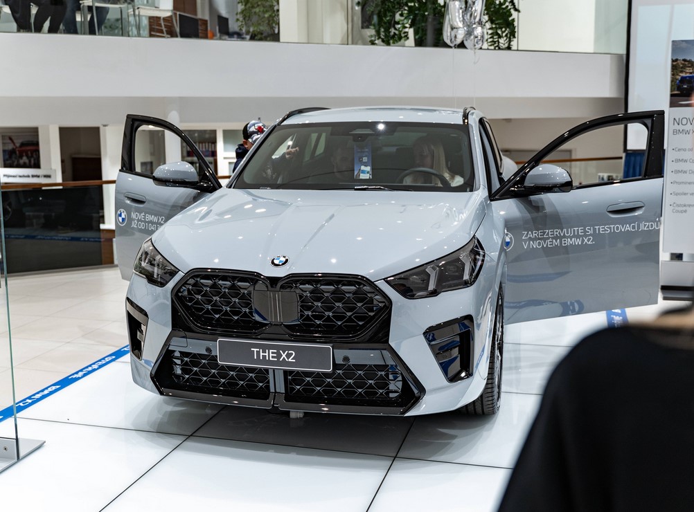 BMW X2