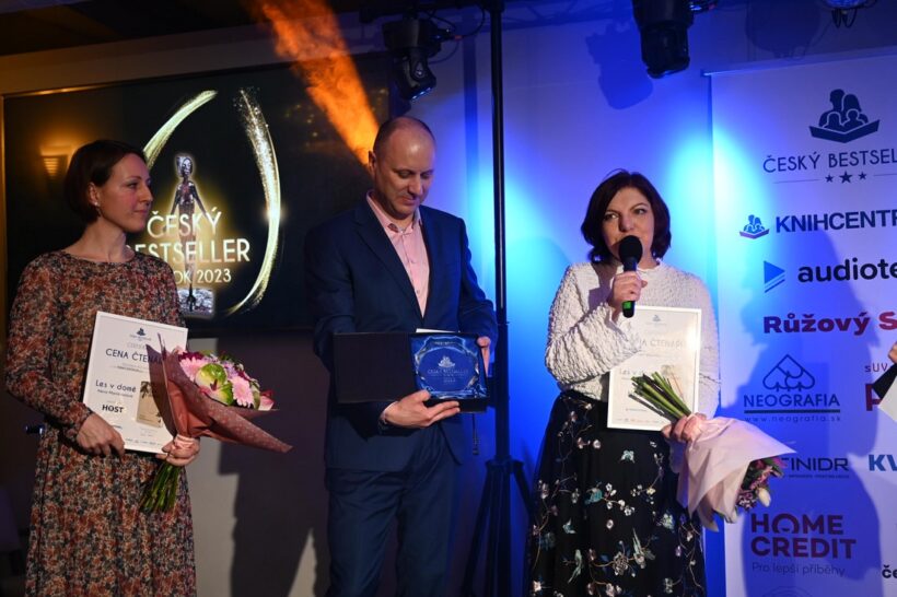  Českým bestsellerem za rok 2023 jsou Gazely Patrika Hartla 