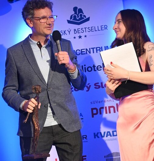Českým bestsellerem za rok 2023 jsou Gazely Patrika Hartla