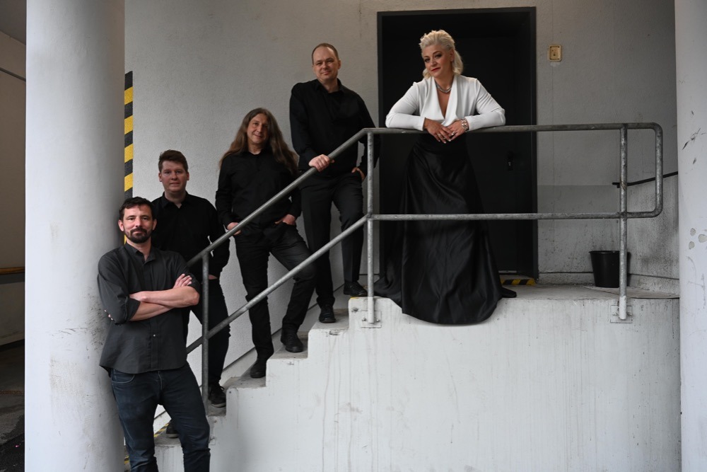 Naďa Válová, koncert, hudba, kultura, Praha, Petr Hapka, múza, šanson