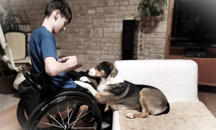 Pomozme Vikymu na nohy