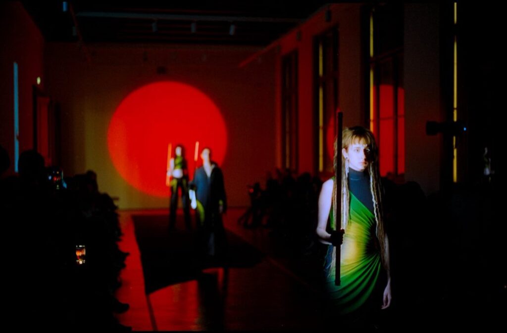 Módní přehlídka Interim