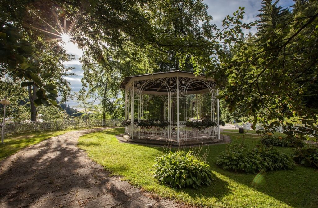 Proč jet do lázní v létě?