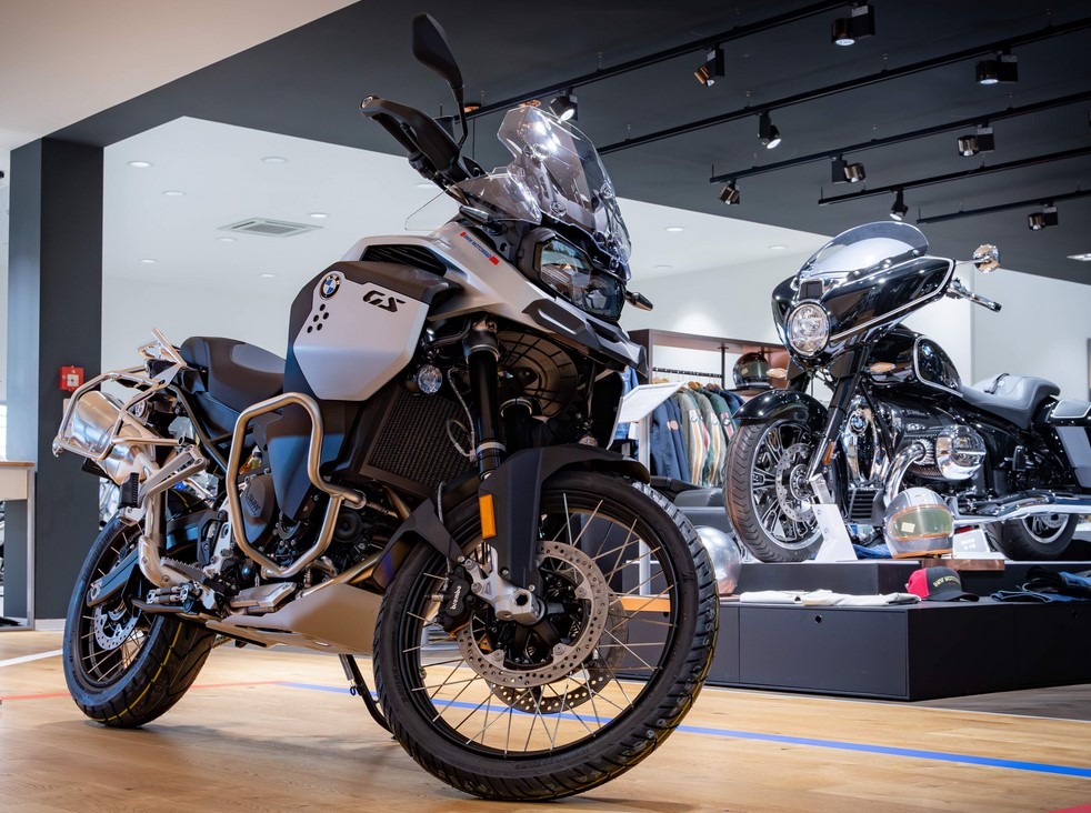 BMW Motorrad invelt, BMW