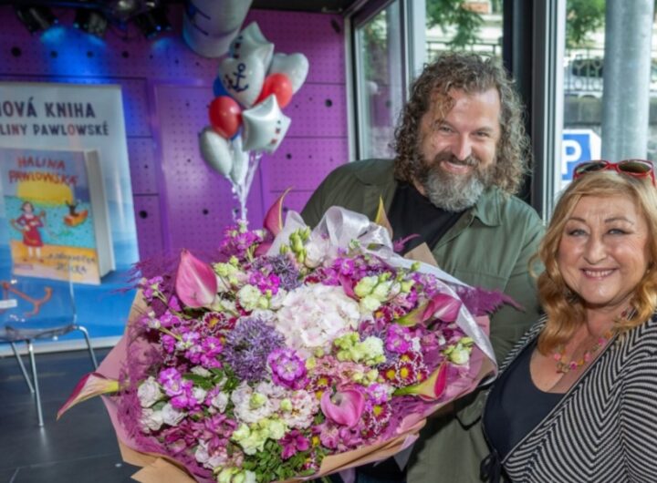 ......A PŘESKOČILA JISKRA nová kniha Haliny Pawlowské