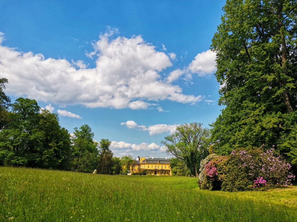 rozšířená nabídka hradů a zámků
