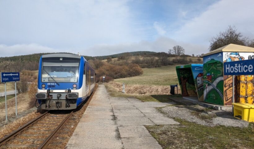 Přijeďte do jižních Čech vlakem.