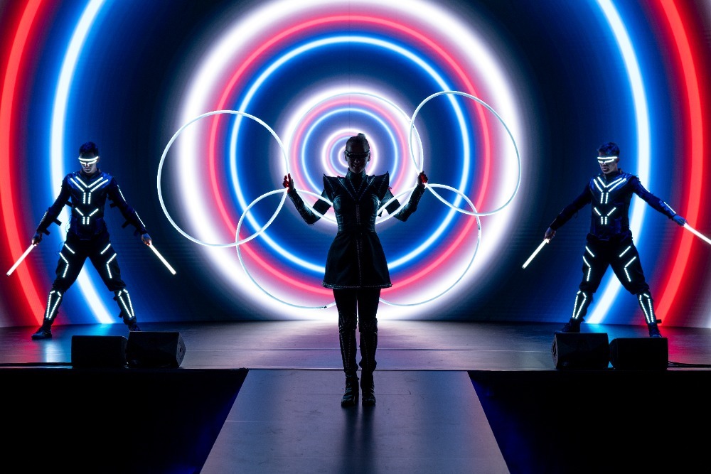 Magická fontána rozsvítili Český dům v Paříži