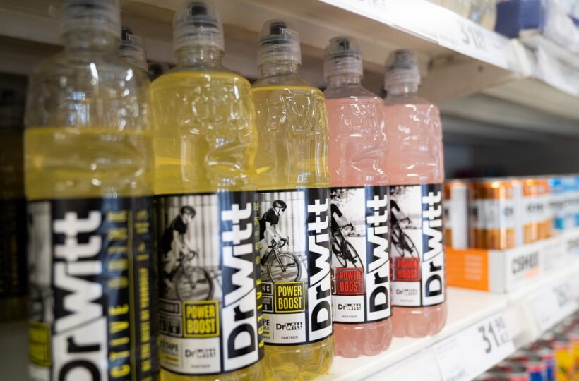 Tesco, funkční vody s vitamíny,  DrWitt, Tiger ISO, Nutrend, Magnesia Plus, OSHEE, Kubík, Powerade, Korunní, Swiss Lab, Coca-Cola.
