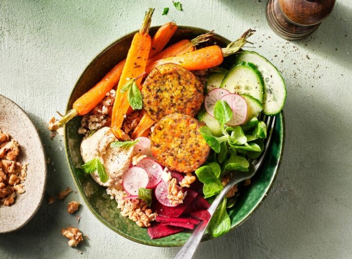 Zeleninová miska s Mini burgery s brokolicí od Garden Gourmet