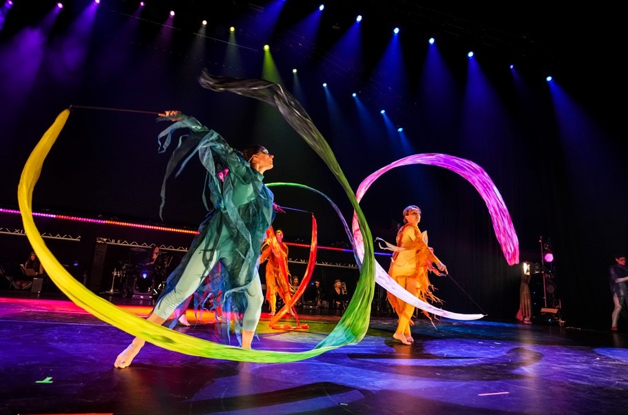 JÁ, SECESE, Divadle Hybernia ožijí obrazy Alfonse Muchy