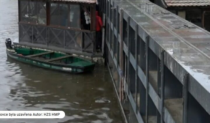 Uzavření náplavek