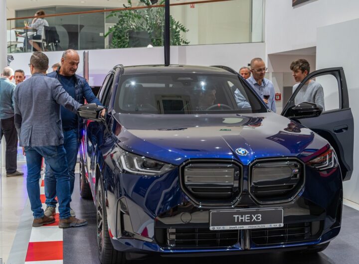 BMW