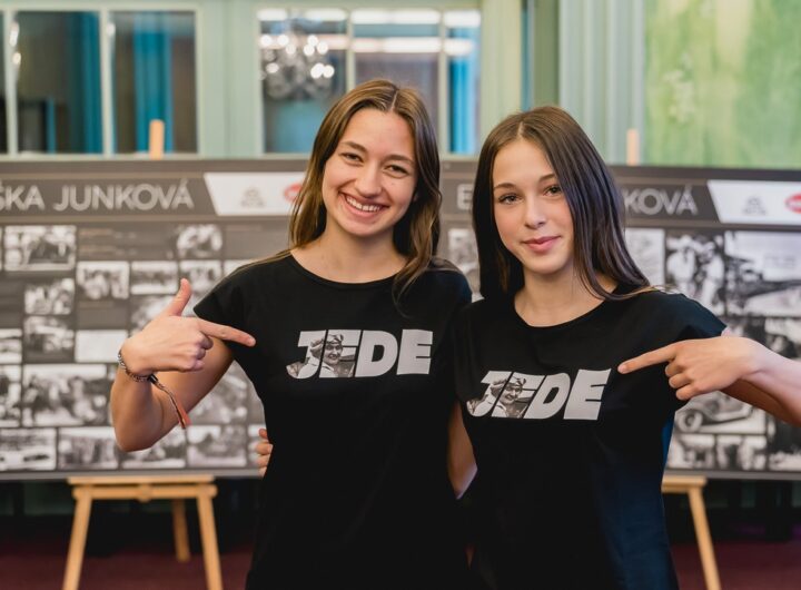 Kolekce Elišky Junkové, Autoklub ČR, závodníci