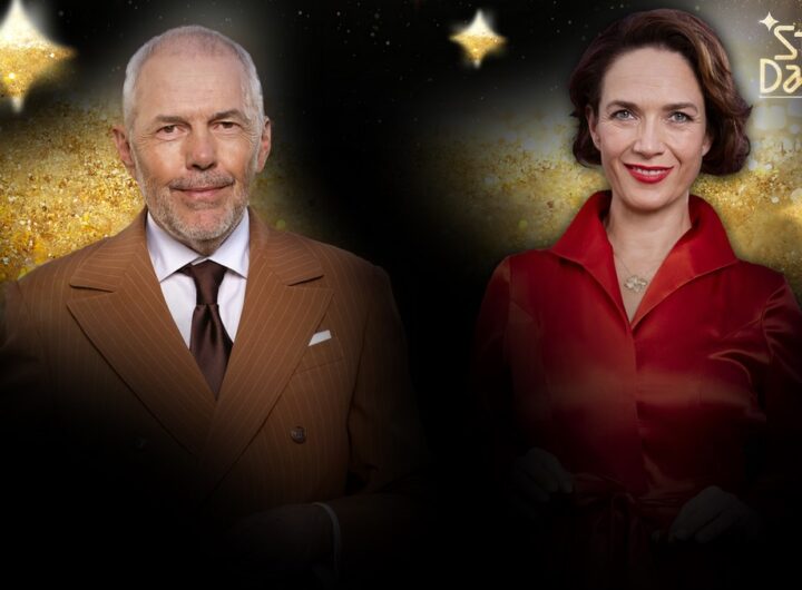 Poprvé po třinácti televizních ročnících se divácky mimořádně úspěšná taneční show StarDance odehraje naživo mimo televizní obrazovky. Od září 2025 se vydá za svými fanoušky do metropolí pěti krajů a do hlavního města. V ikonických kulisách a za doprovodu charakteristické znělky se na taneční parket postaví bývalé soutěžní páry. První zastávkou bude 27. září karlovarská multifunkční KV Arena, druhou 4. října Ostravar aréna, třetí 11. října Winning Group Arena v Brně, čtvrtou 18. října Home Credit Arena v Liberci, pátou 25. října pardubická enteria arena a poslední bude 4. listopadu O2 arena v Praze. Vstupenky mohou zájemci zakoupit od soboty 9. listopadu po spuštění předprodeje v přímém přenosu pátého večera StarDance XIII, a to přes web České televize www.stardancetour.cz – kromě lístků na poslední zastavení Tour v pražské O2 areně, jejichž předprodej začne až 16. 11. Z jednotlivých zastávek StarDance Tour 2025 uvidí diváci ČT krátké sestřihy a z celého turné následně vznikne i velký zábavní silvestrovský pořad. „StarDance je mimořádně úspěšný formát, který se v programu České televize poprvé objevil na podzim roku 2006. Tedy jen dva roky po premiéře na obrazovkách britské veřejnoprávní BBC, která stojí za jeho zrodem. A od té doby si získává miliony fanoušků v desítkách zemí po celém světě. A protože Česká republika není výjimkou, dokazuje to i nadprůměrná sledovanost letošního ročníku, rozhodli jsme se zprostředkovat neopakovatelnou atmosféru soutěže těm, kteří ji chtějí zažít na vlastní oči. Přímé přenosy limituje kapacita sálu na pražském výstavišti, proto jsme vybrali šest multifunkčních arén napříč republikou a StarDance přivezeme blíž těm, již si zamilovali noblesu a eleganci spojenou s tancem a takovou halovou show po České televizi už řadu let požadují. Myslíme i na charitativní rozměr – v každém městě podpoříme konkrétní neziskovou organizaci, která je s daným místem spojená,“ říká generální ředitel ČT Jan Souček. V programu StarDance Tour se v každém ze šesti měst představí taneční páry, které už v minulosti soutěží prošly. „Můžeme mluvit o návratu legend. Návštěvníci se mohou těšit na umělecké či sportovní osobnosti a jejich profesionální taneční partnerky či partnery známé z uplynulých ročníků. Choreografie doprovodí živá hudba stejně jako při televizních přenosech. Na našich zastávkách diváci uvidí různé výběry tanečních dvojic. A naši současnou sestavu porotců doplní známé i nové tváře. Nikdy ale nebude chybět neodmyslitelná moderátorská dvojice Tereza Kostková a Marek Eben,“ popisuje program StarDance Tour kreativní producentka ČT Lucie Kapounová. Výběr konkrétních arén byl veden snahou zajistit divákům ten nejlepší možný výhled na parket z každého místa v hale, aby mohli zažít stejně autentickou atmosféru, jakou nabízejí přímé přenosy StarDance. „Pro návštěvníky StarDance Tour jsme připravili i jedinečný pohled do zákulisí. Přímo na místě uvidí i práci televizních profesionálů, celého týmu. Každý večer bude navíc korunován vítězný pár – o královně a králi tanečního parketu rozhodne jak porota, tak diváci v hale. Připravujeme i speciální hosty, kteří vystoupení obohatí o další taneční a hudební čísla,“ slibuje manažer realizace Viktor Průša.