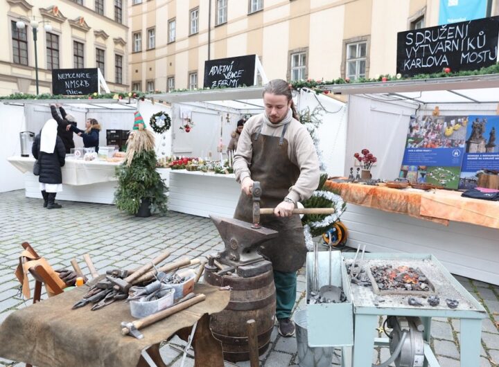 Praha, trhy, Mariánské náměstí