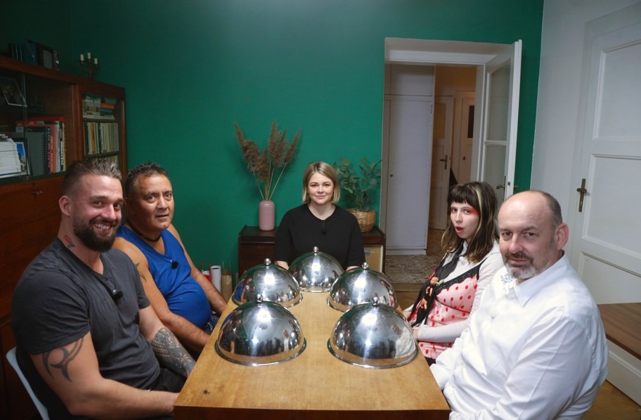 rostřeno, Premiérové díly Prostřeno, vaření, recepty, životní styl, BOHUMIL HAVEL, DAVID BLAJER, KAREL HOZNOUR, VANDA VYLEŤALOVÁ, PETRA JURANOVÁ