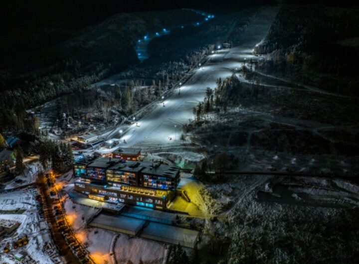 Lyžování , Dolní Morava, zima, zimní dovolená, Wellness hotel Vista, restaurace Podbělka, lyžování zdarma,