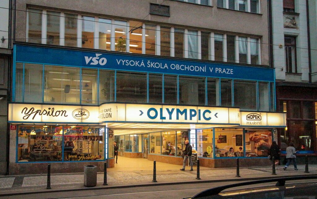 Studio Ypsilon , Praha, ředitel,