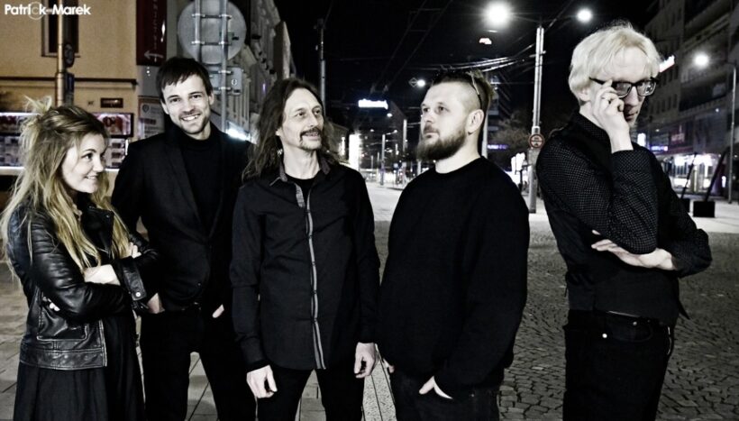 RAZAM, Iva Marešová, Filharmonie Hradec Králové, Divadlo na Vinohradech, Na dně mojí duše