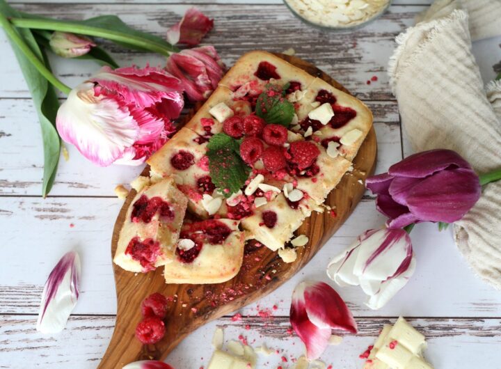 Valentýnské blondies, vaření, recept, Babiččina volba, Valentýnské blondies, maliny, čokoláda