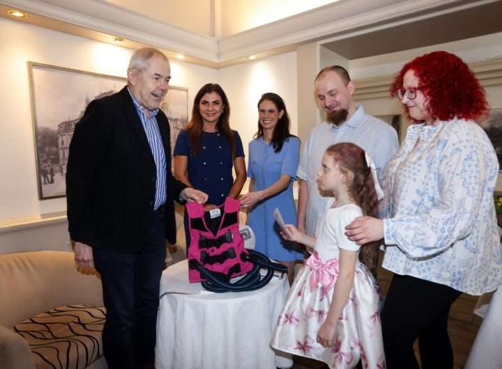 Marek Eben , zdraví, Naše plíce, Adéla Gondíková, Jiří Bartoška, Agáta Hanychová, Jaromír Jágr