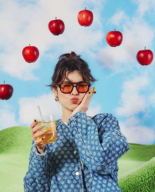 Jablko, Microdrink Apple, vitaminy A, B a C, minerály, draslík, hořčík, vápník, antioxidanty, Nová lahev Edition