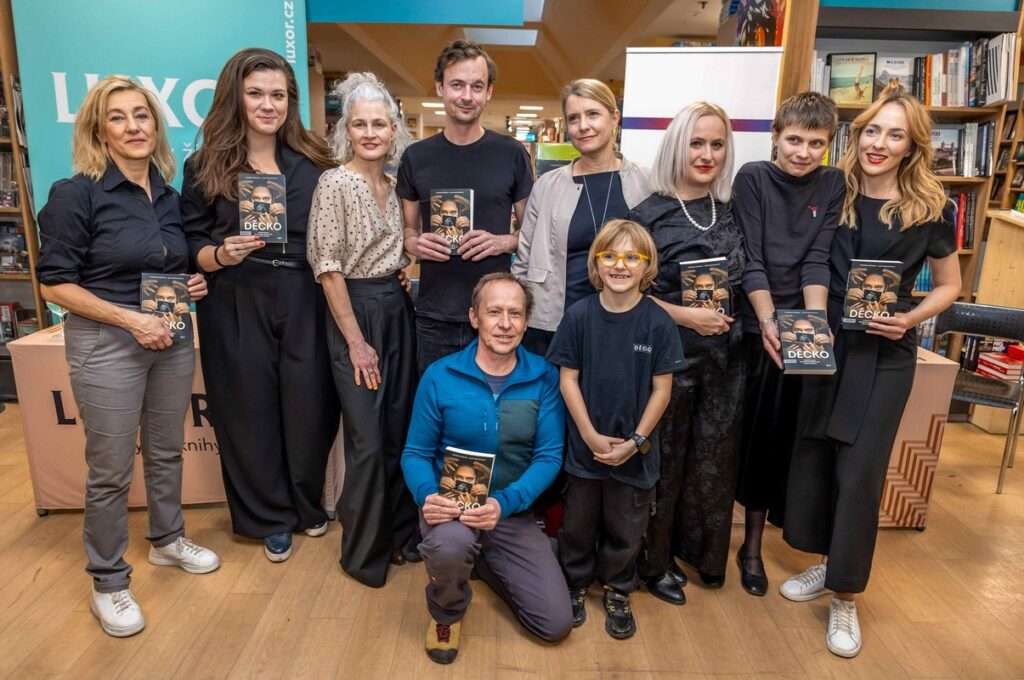 Seriál Děcko, kniha, křest, Katarzie