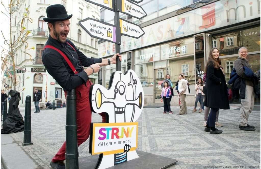 Minor, kultura, divadlo, hudba, hudební workshopy, výtvarné dílničky